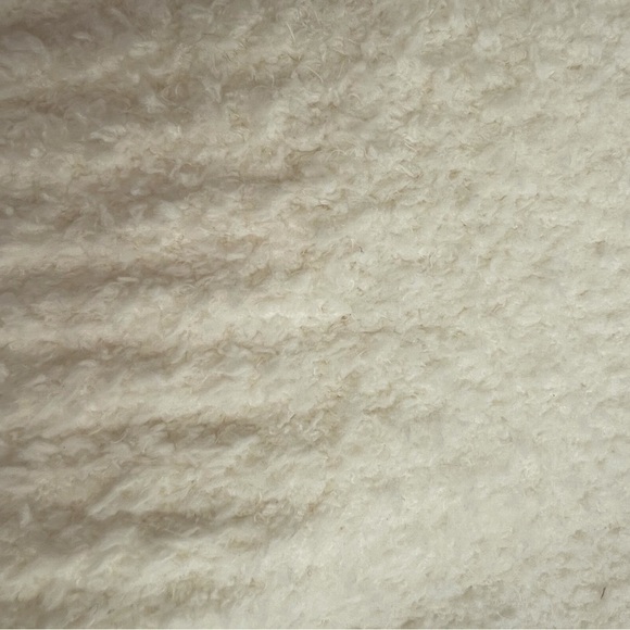 NWT SKIMS Bouclé Women's Vanilla  Tank Top Gentle ribbed design on bottom. - Picture 4 of 8